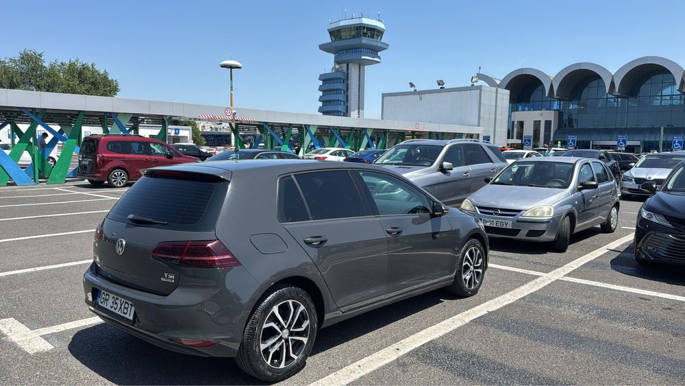 Masini de inchiriat Bucuresti Aeroport inchirieri Auto Rent a Car
