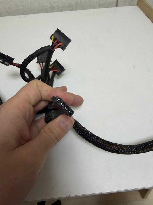 Блок питания AeroCool KCAS-750M