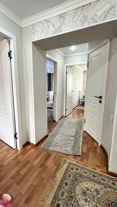 продам 4 ком в центре Айым