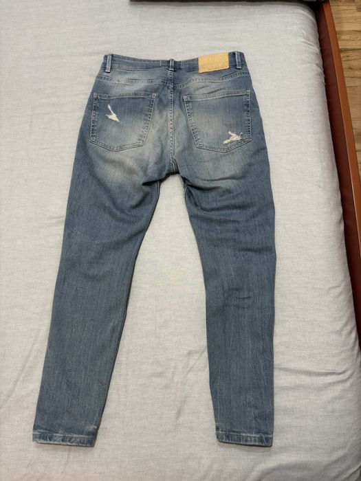 Blugi albastrii deschis pull&bear