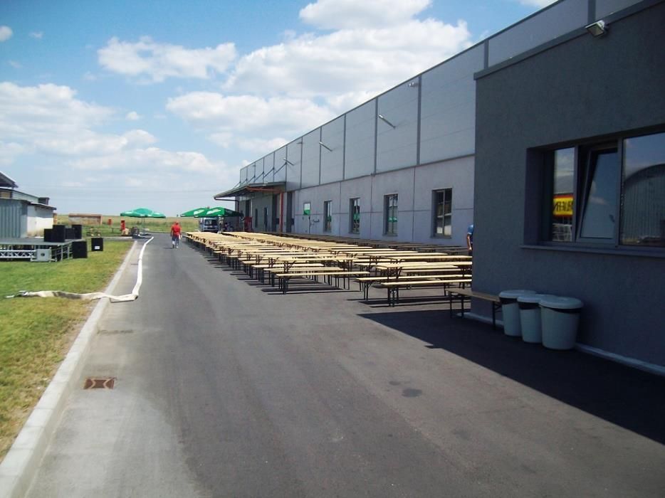 Дървени сгъваеми бирени баварски комплекти /бирфест/ под наем