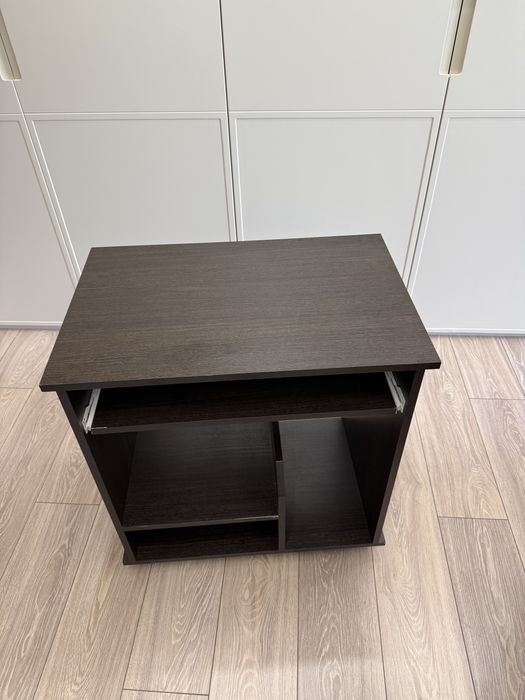 Комп. Столик с колесами