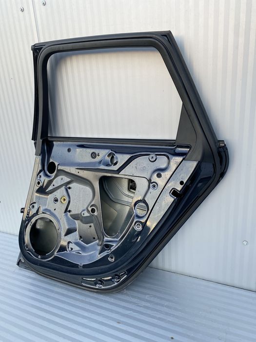 Usa dr spate Audi A4 B8 Facelift cod culoare LX5R 2012-2015