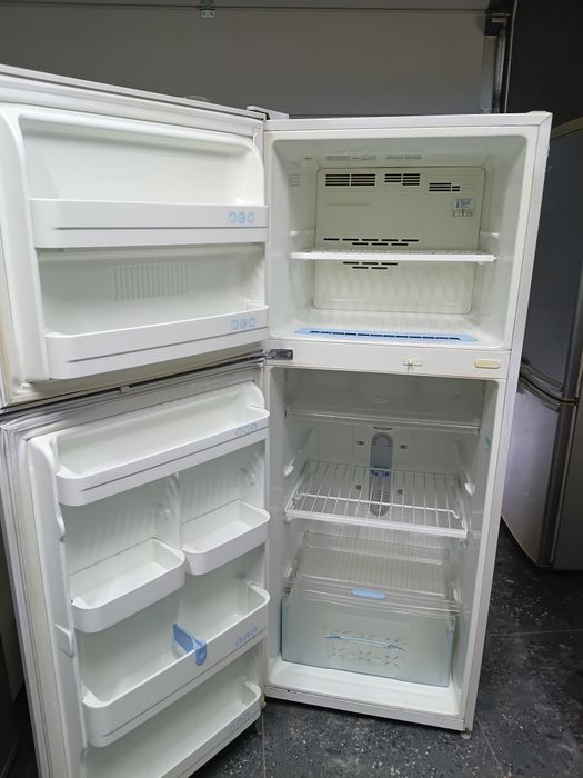 Продам холодильник LG б/у