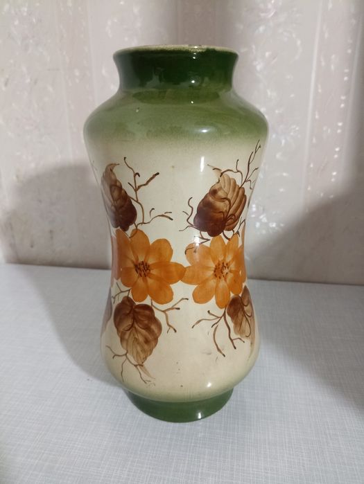 Продам вазу керамика