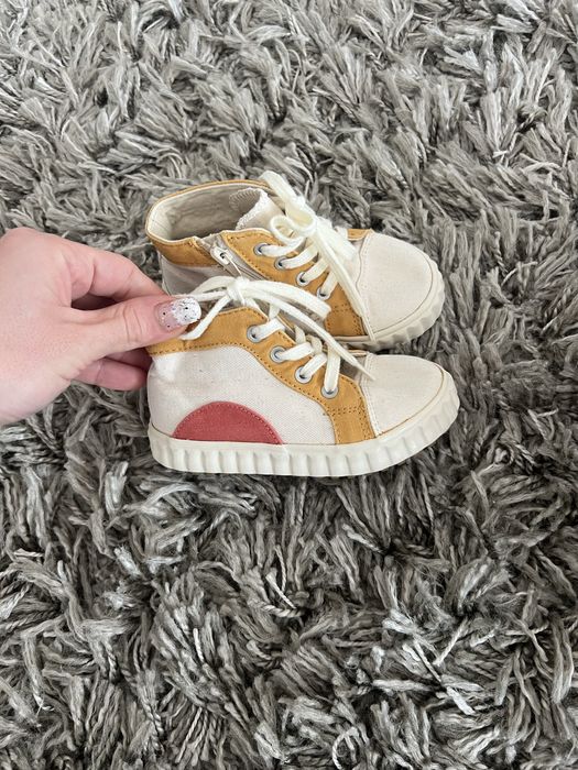 Papuci tenisi zara marimea 23