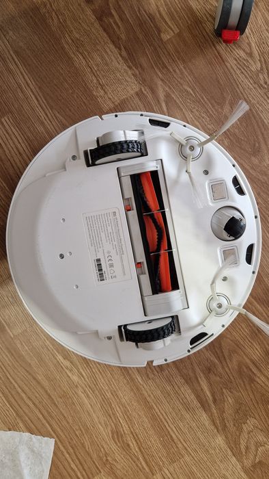 Робот прахосмукачка Mi robot Vacuum-Mop Essential
