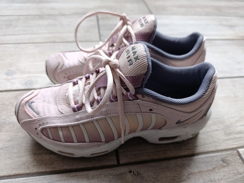 Маратонки Nike air max