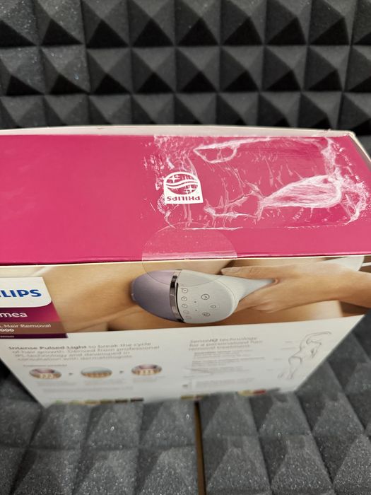Philips Lumea IPL Seria 8000 BRI949/00 – Nou, sigilat