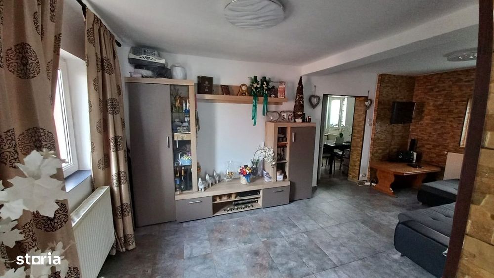 De vanzare casa cu toate utilitatile , 500 teren, Fagaras Narcisa