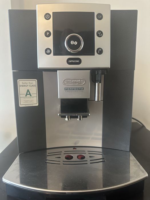 Vand espressor DeLonghi Esam5500.T