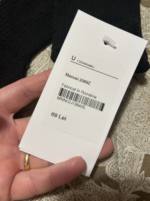 Vand manusi noi Depot96