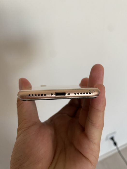 Iphone 8 в хорошем состоянии