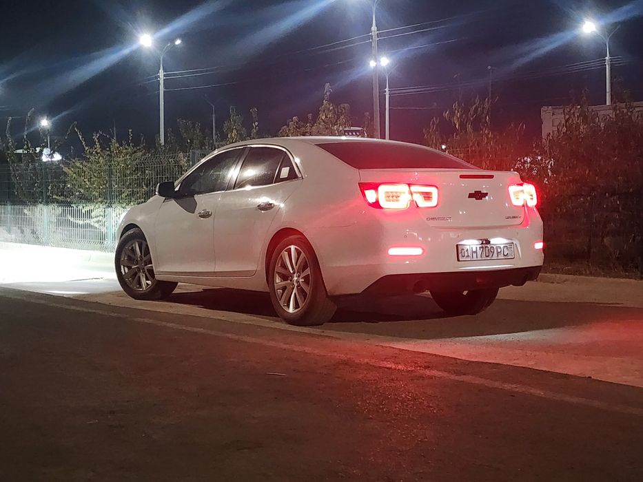 Malibu 1 sotiladi 3 pozitsa Avtomat Lyuk