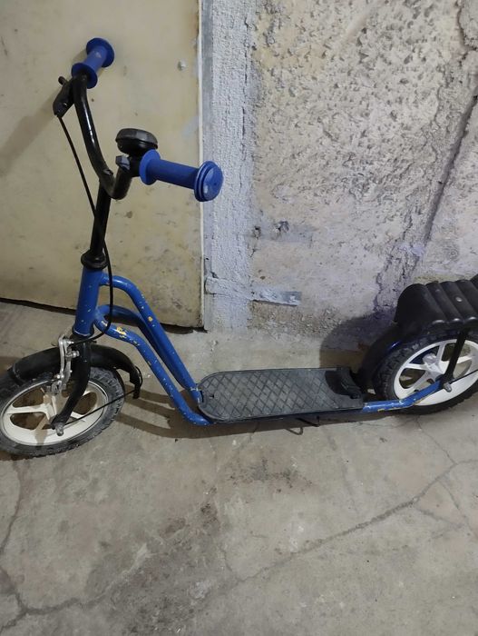 Детска тротинетка с големи гуми