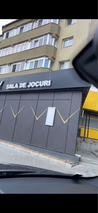Spațiu comercial 122 mp STRADAL– ideal clinică / cabinete – lângă farmacie