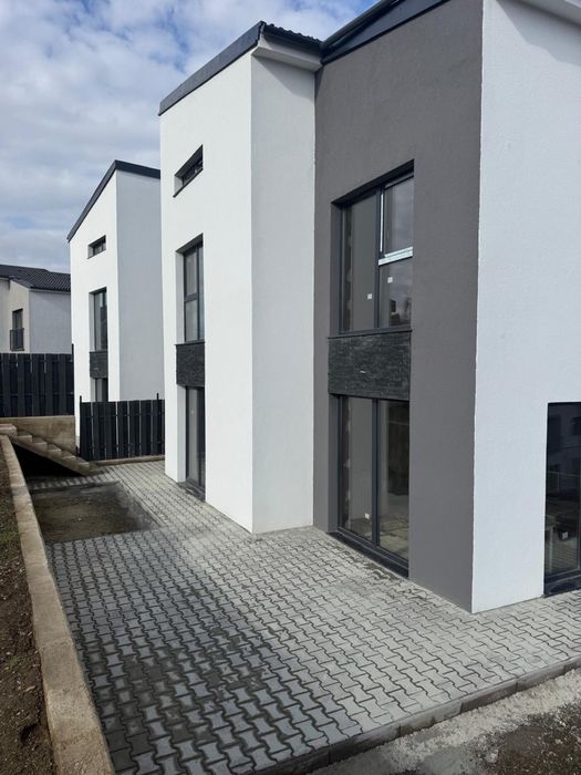 Casa cuplata in Dezmir direct de la constructor