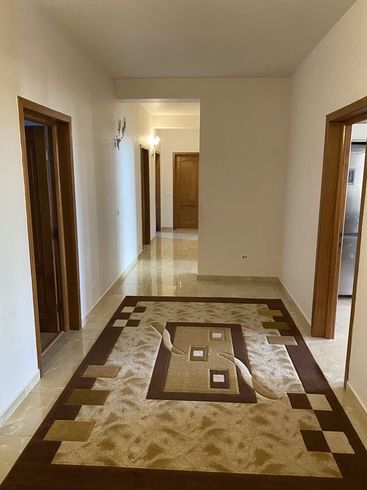 Apartament 4 camere 170 m util