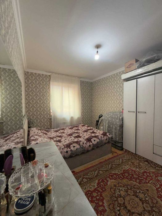 Продаётся квартира в отличном месте, (Шайхантахурский район)