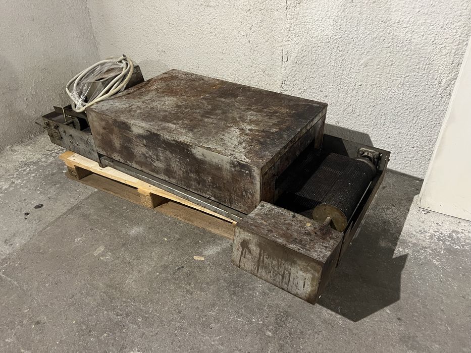 Пещ за пици - 2 бр.  Тунелна конвейрна пещ