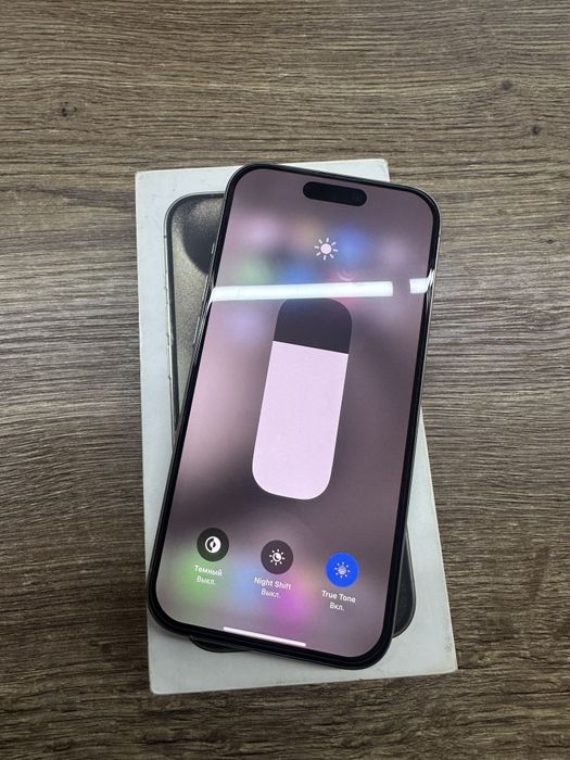 Iphone 15 pro ideal holatda