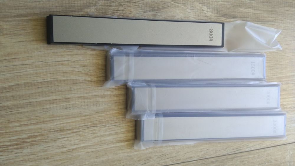 Плочки за заточване на ножове с подложка