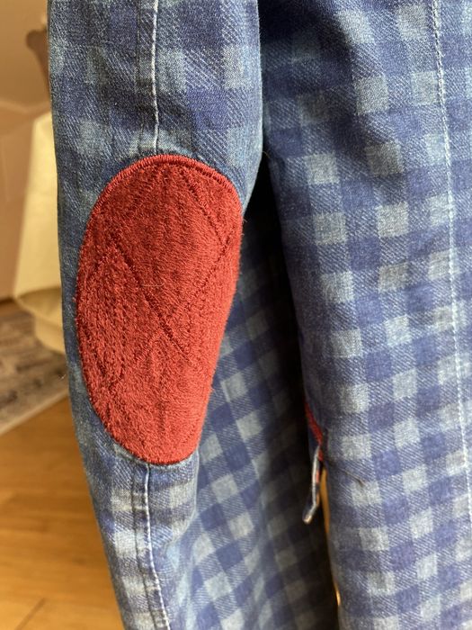 Продам пиджаки для мальчиков