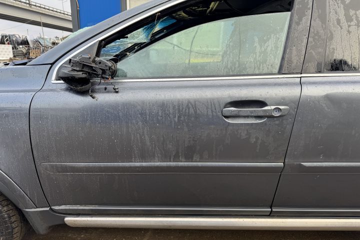 Usa fata stanga Titaniu Grey Pearl Titaniu Grey Pearl Volvo XC90 1 [f