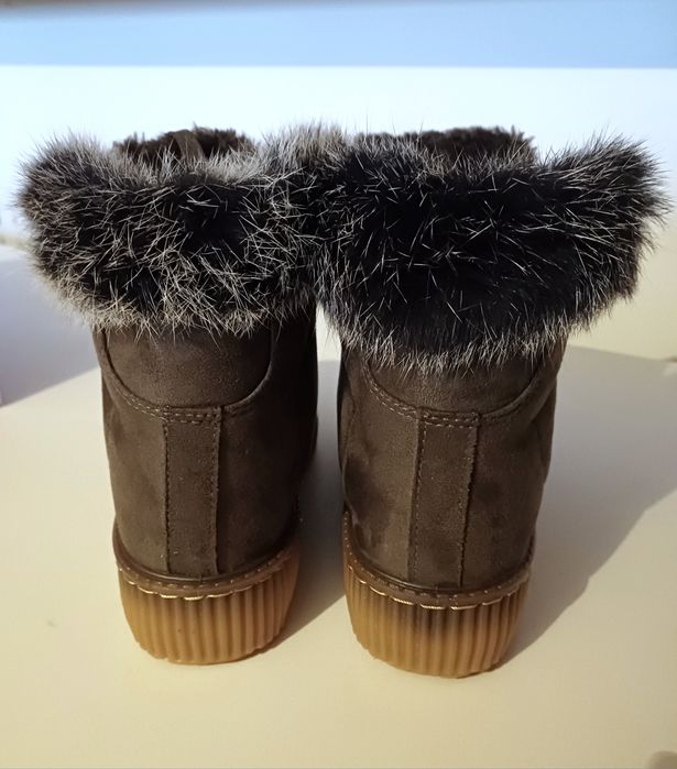 Дамски ботуши и боти