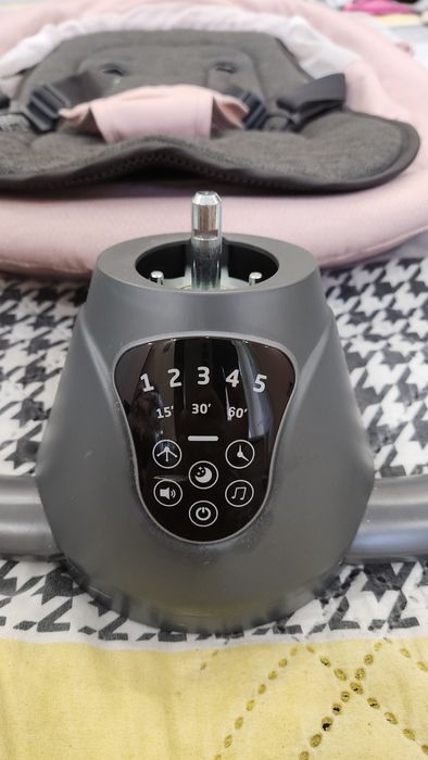 Електрическа люлка за бебе Cangaroo Zara розова без забележки