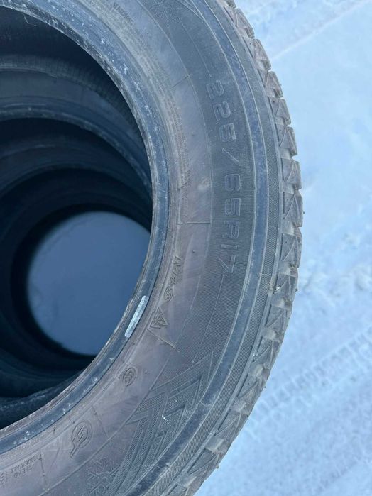 225/65 R17 Зимние шины Maxxis