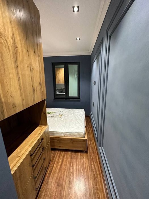 Продаётся Юнусабад 4 кв-л 1в2/1/4 Паспортный стол