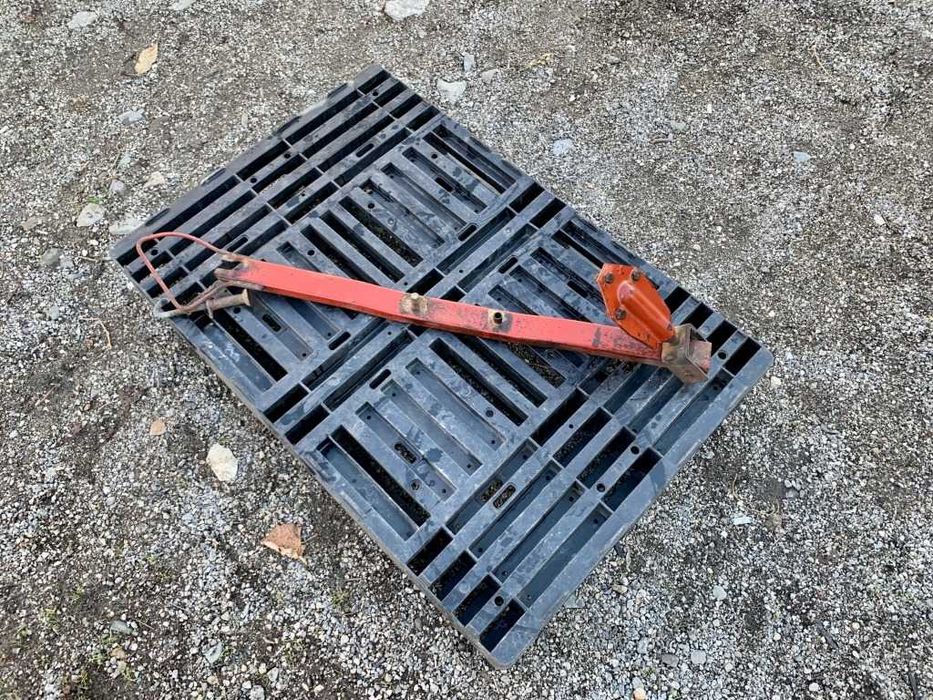 Стойка за резервна гума за Iveco Daily(1990-2025)