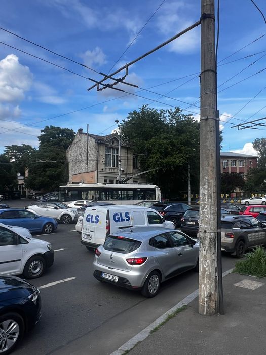 Ofer spațiu publicitar de închiriat,ultravizibil,zona centrala,buc.