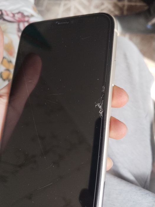 Iphone 11 в белом цвете