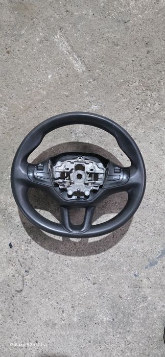 Волан за Пежо 208 , 2008 мултифункционален Peugeot 208 Peugeot 2008