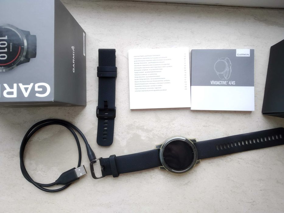 GPS часовник Garmin Vivoactive 4  с 45 мм корпус