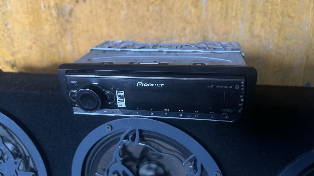 Магнитола сабуфер