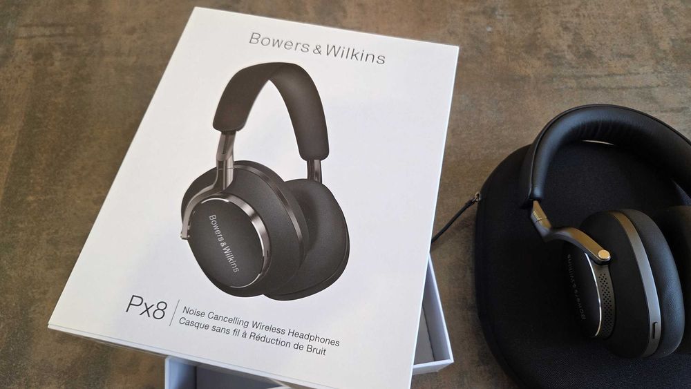 Căști HiFi Bowers & Wilkins Px8 Anulare Zgomot Fidelitate Maxima Bluetooth aptXHD Negre