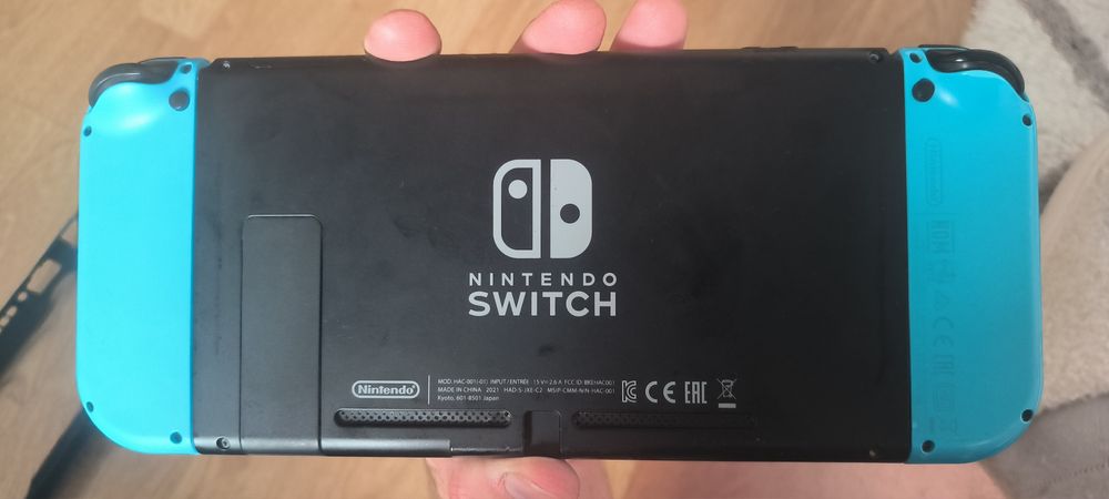 Nintendo switch + minecraft + husa