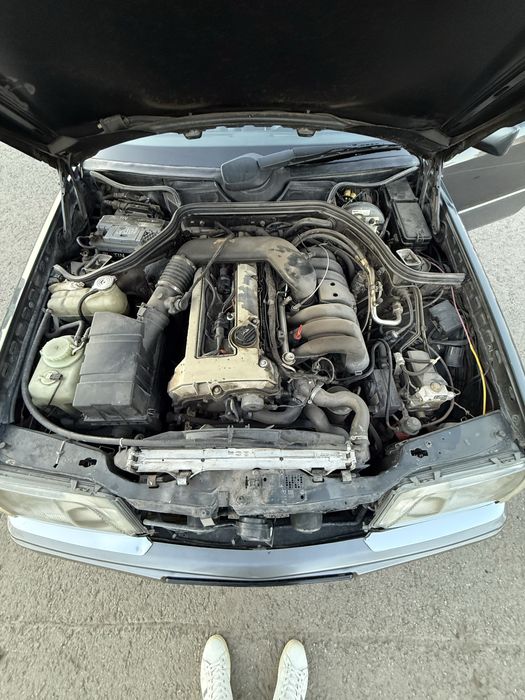 W124 японец. Кожа е320