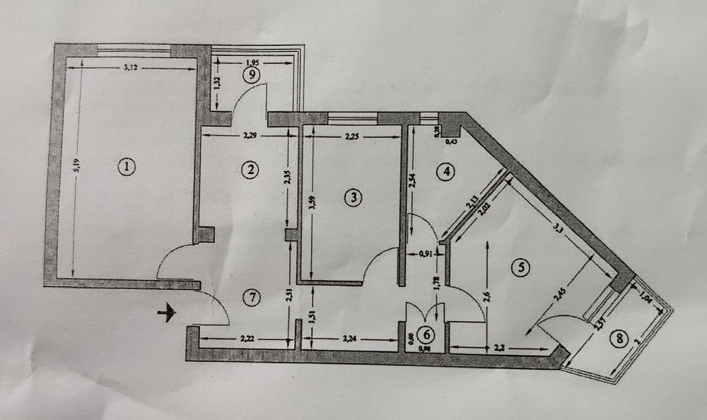 Vând apartament cu 3 camere decomandat