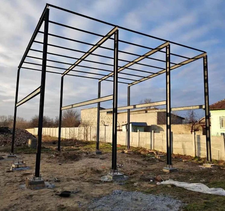 Vând hala metalica