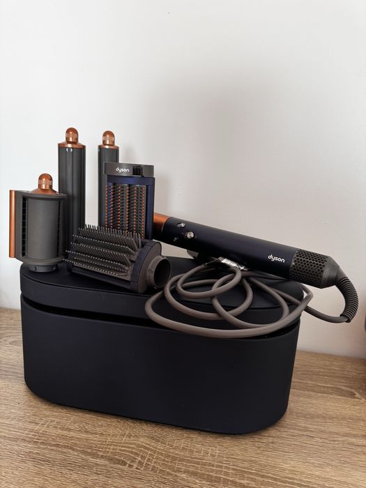 Dyson Airwrap Long Prussian Blue