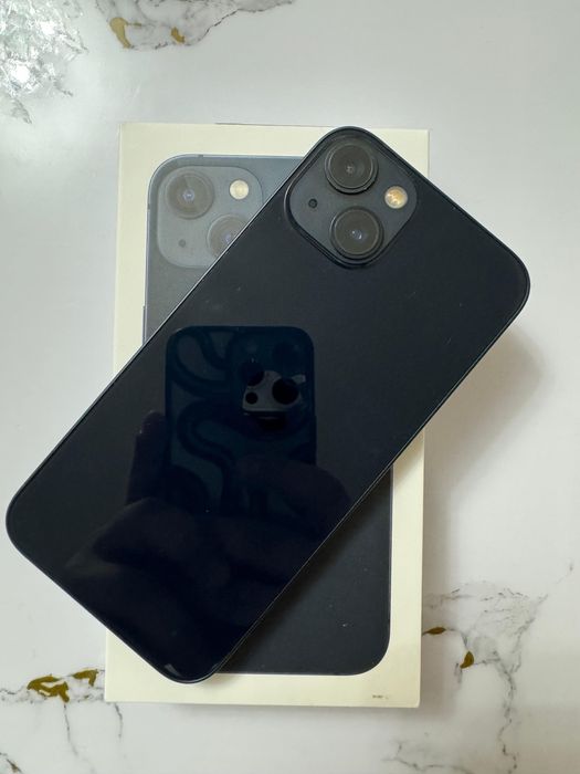 Продам Айфон 13/128GB Black
