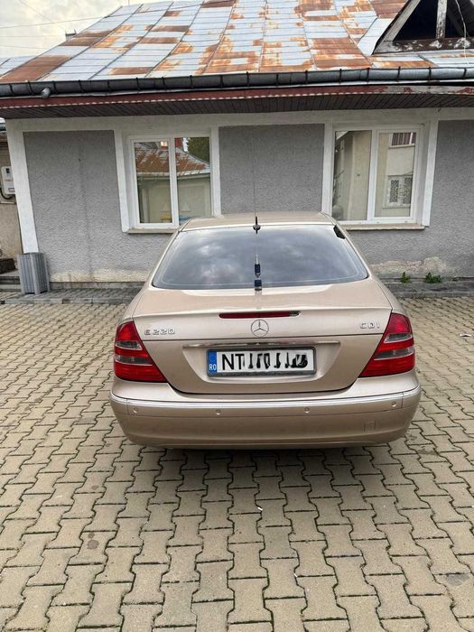 Mercedes E220 CDI W211 • Automat • Piele • Navigație • + Mercedes piese