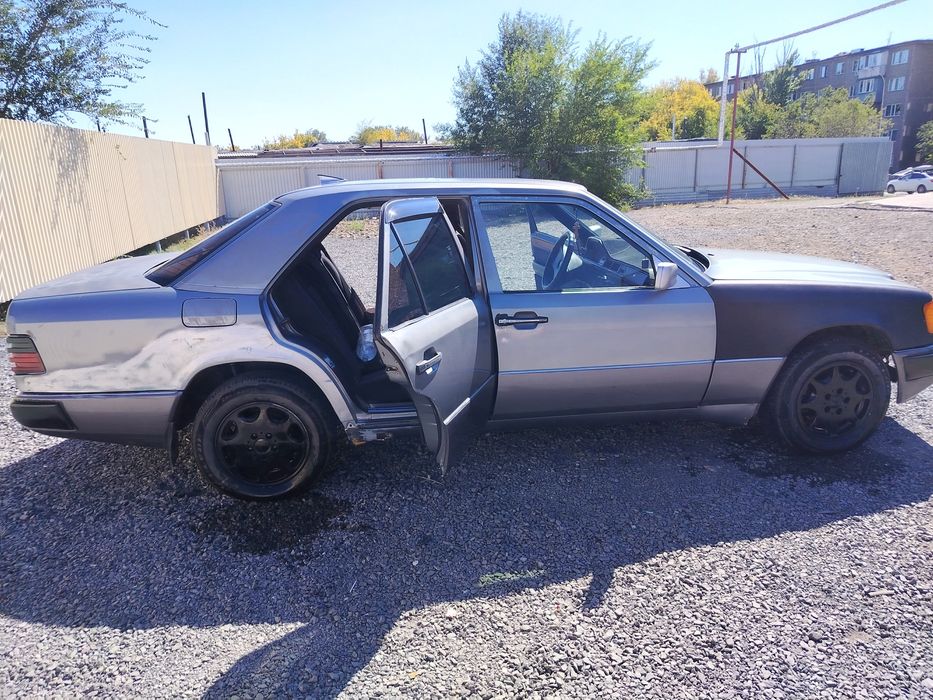 Продам w124 2 3 объем