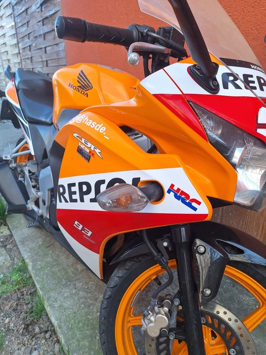Honda CBR125R 2015 Repsol