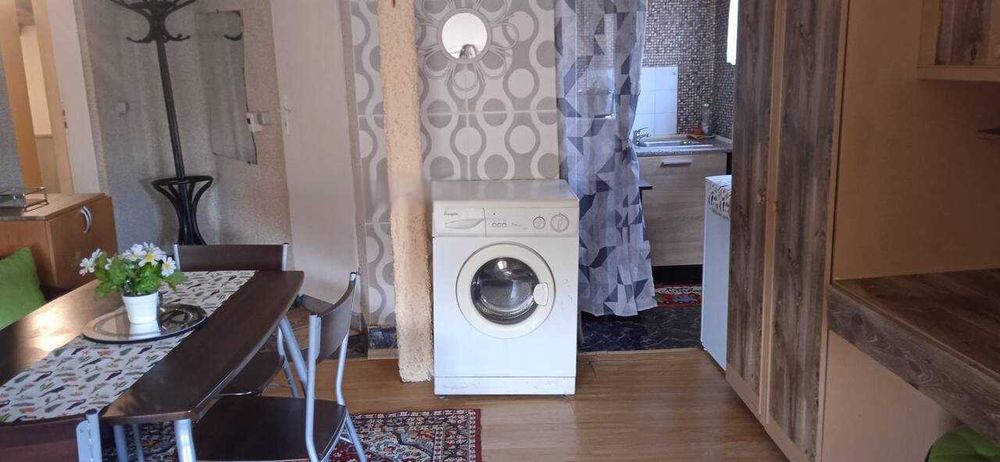 Дава се под наем Едностаен апартамент в Пловдив, Център - 38 кв.м за 260 € - Снимка #3