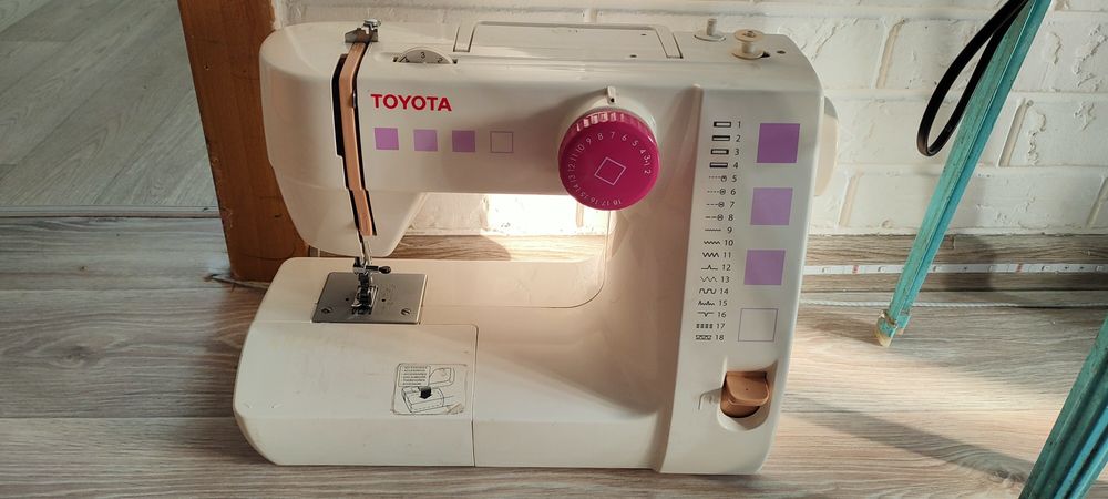 Швейная машина Тойота